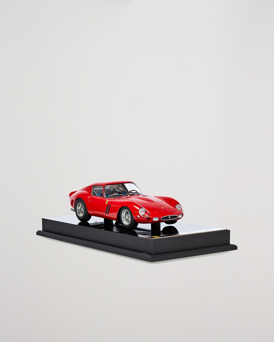 Ralph Lauren Home Ferrari 250 GTO Model Car Red – Rojo