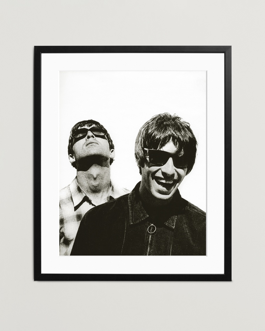 Sonic Editions Framed Noel & Liam At The Hotel