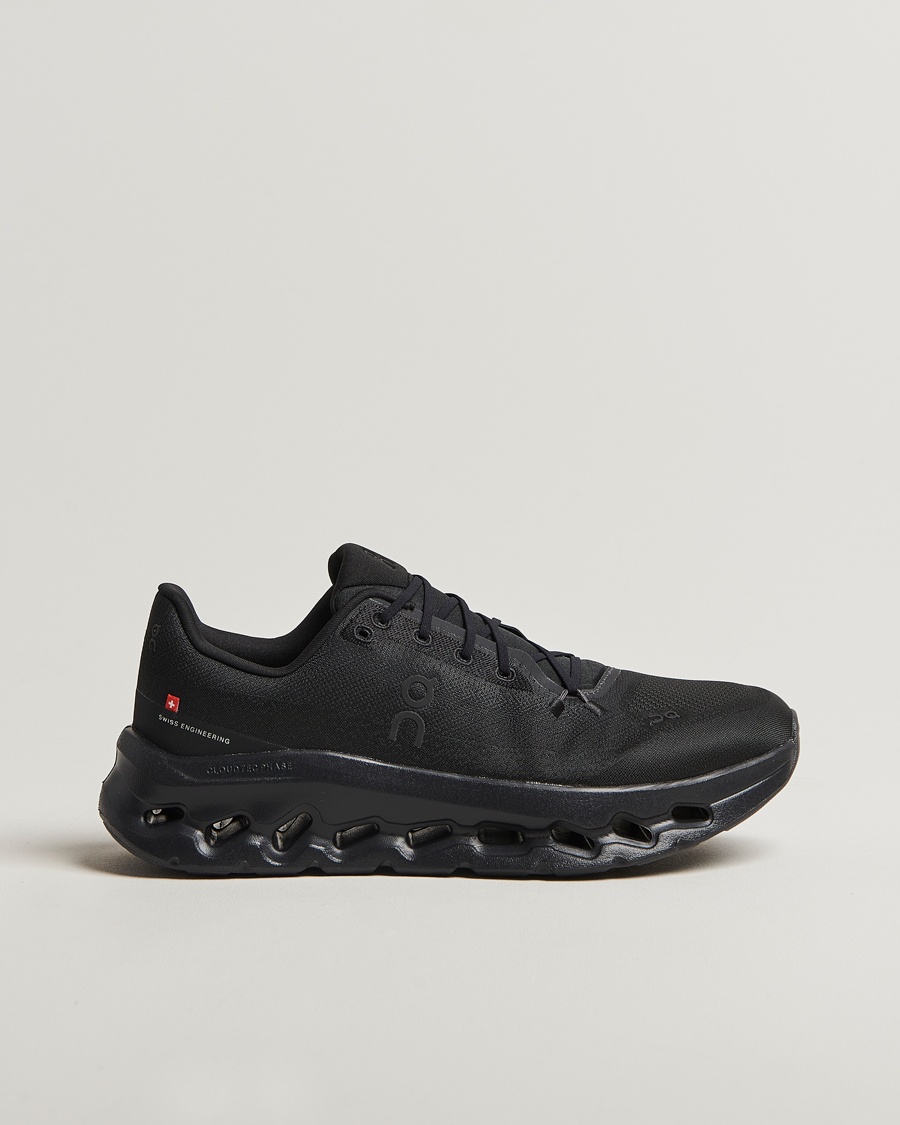 On Cloudtilt Black/Black – Negro