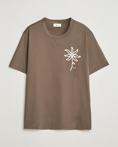NN07 Pedro Embroidered T-Shirt Mable Husk – Verde
