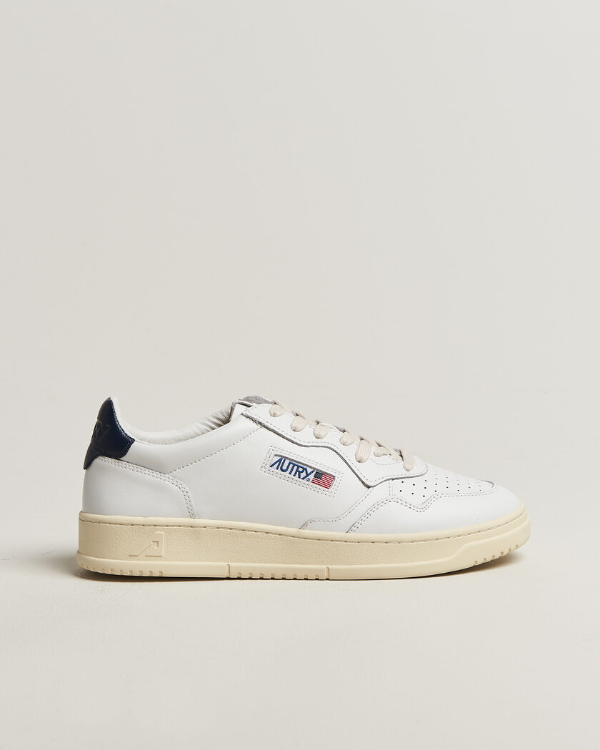 Autry Medalist Low Sneaker White/Space – Blanco
