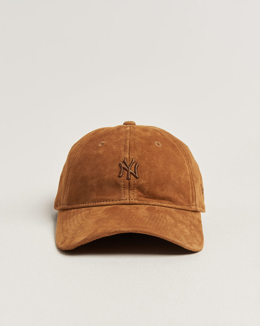 New Era 9Twenty Suede New York Yankees Cap Brown – Marrón