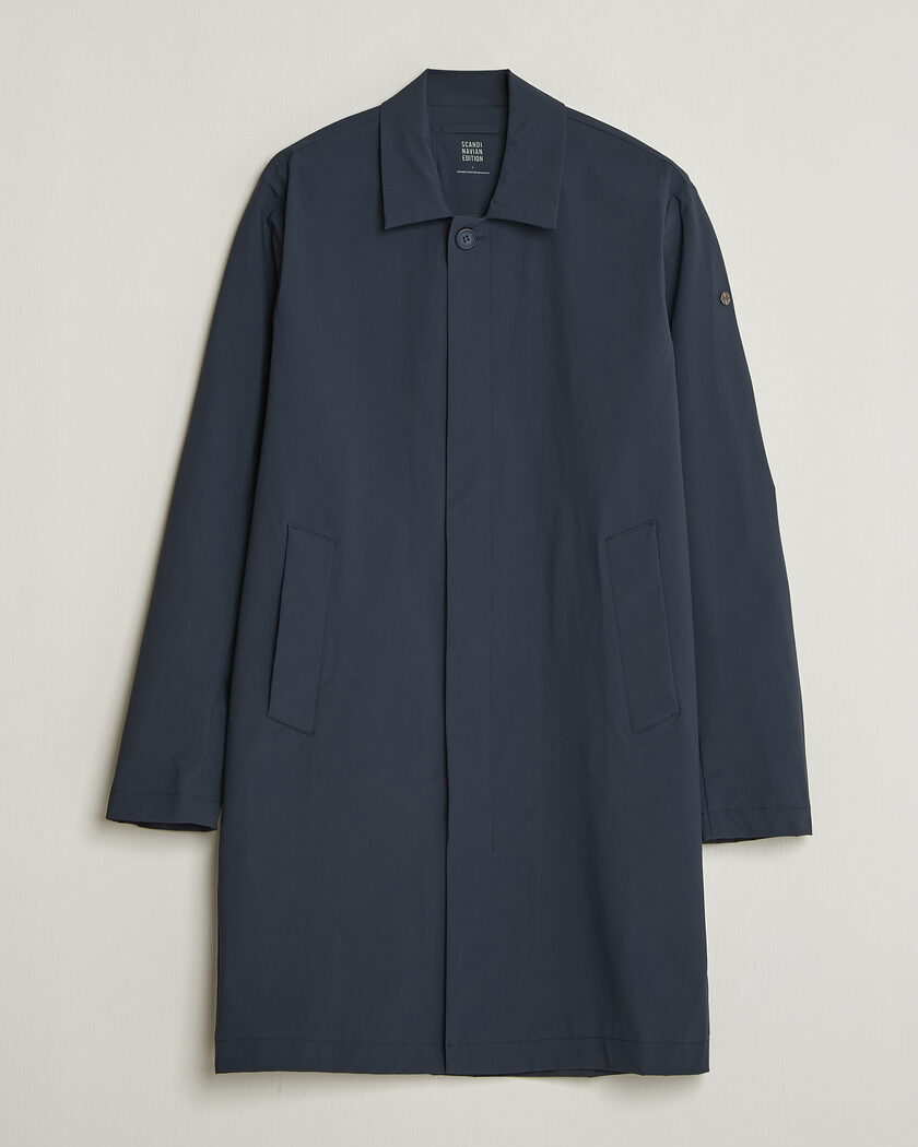 Scandinavian Edition Ascend II Lightweight Coat Navy – Azul