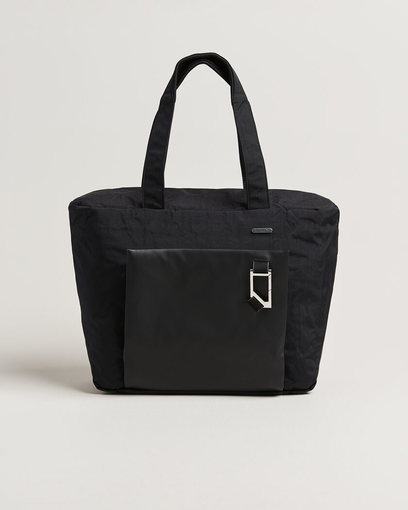 DB Entour Tote 22L Black Out – Negro