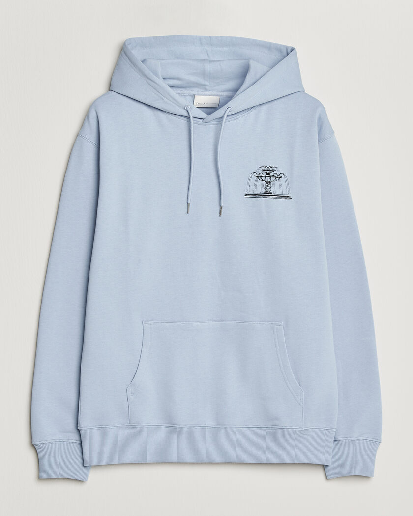 Drôle de Monsieur Fountain Printed Hoodie Light Blue – Azul