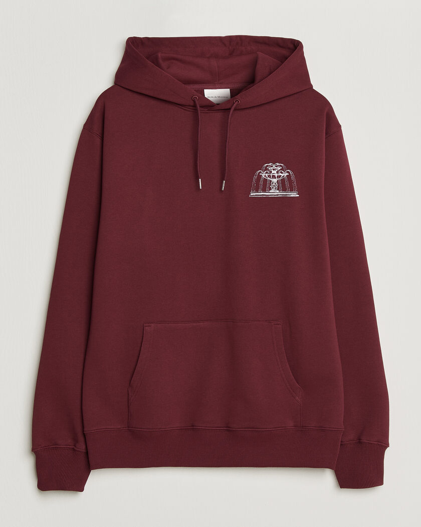 Drôle de Monsieur Fountain Printed Hoodie Burgundy – Rojo