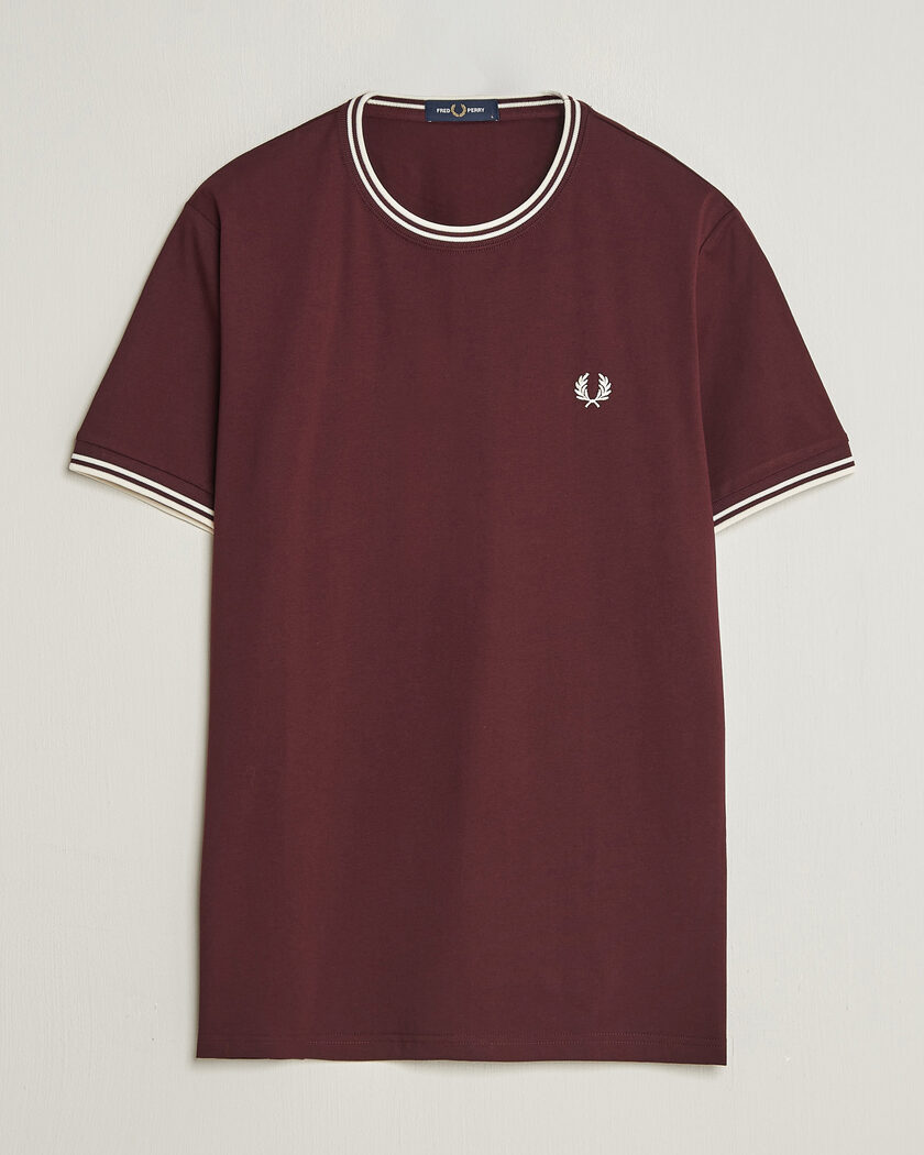 Fred Perry Twin Tipped T-Shirt Oxblood – Rojo