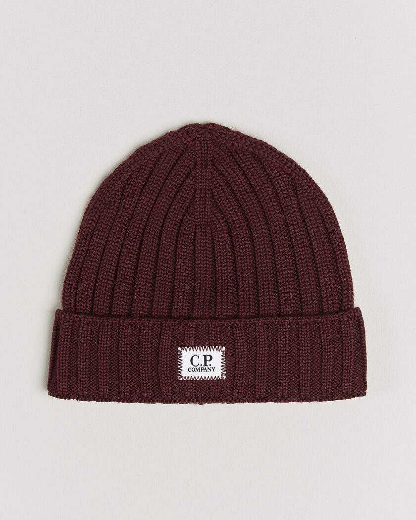 C.P. Company Extra Fine Merino Rib Knitted Hat Burgundy – Rojo