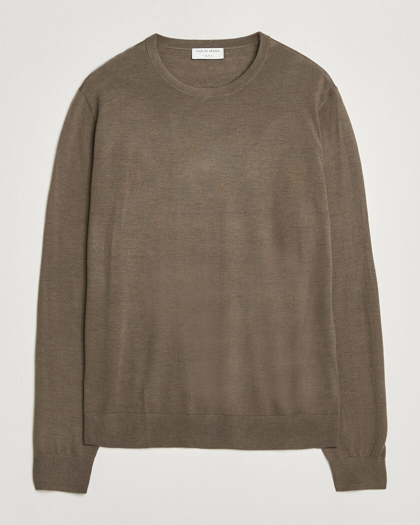 Tiger of Sweden Connor Extra Fine Merino Crew Neck Pullover Aged Timber – Marrón