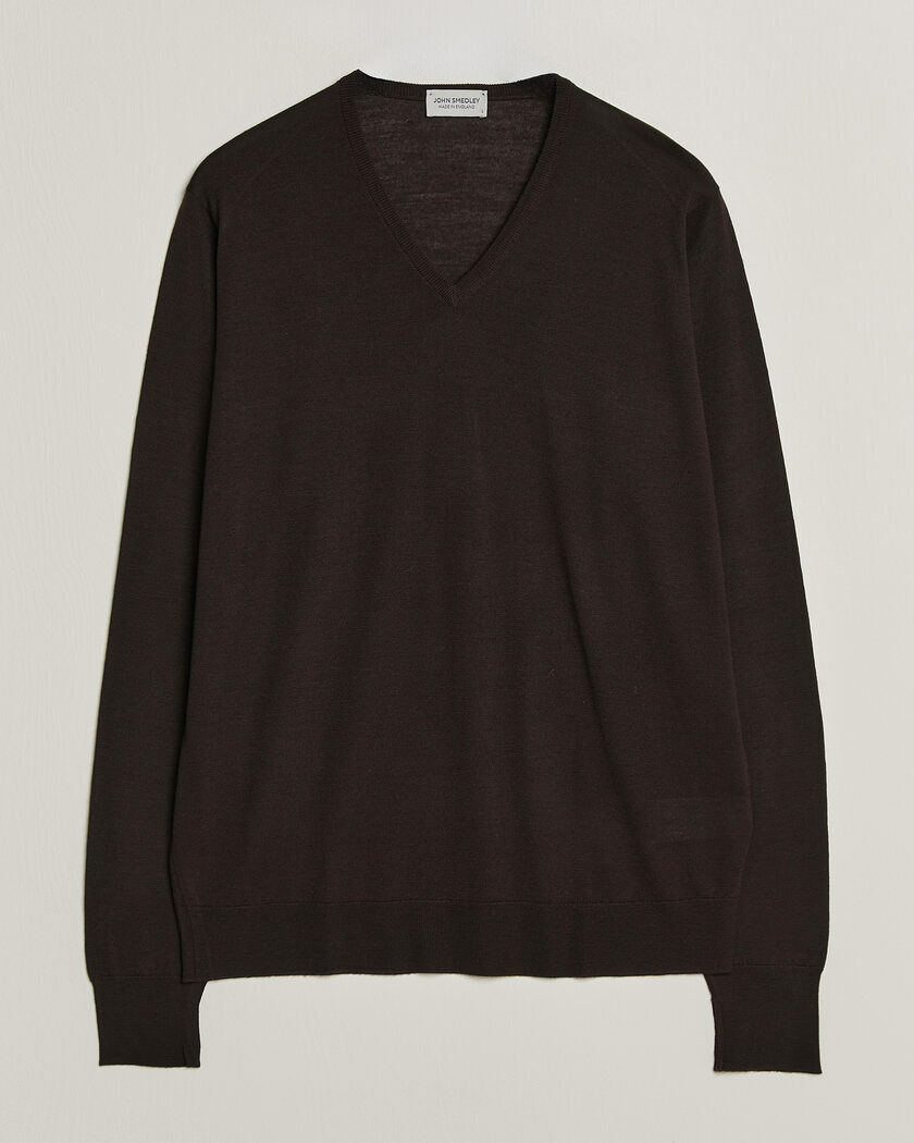 John Smedley Bobby Extra Fine Merino V-Neck Pullover Faulkner Brown – Marrón