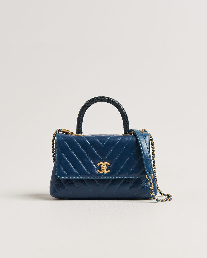 Chanel Pre-Owned Coco Handle Chevron Bag Blue – Azul