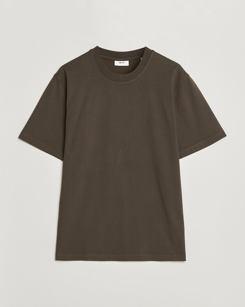 NN07 Adam Crew Neck T-Shirt Earthwood – Marrón