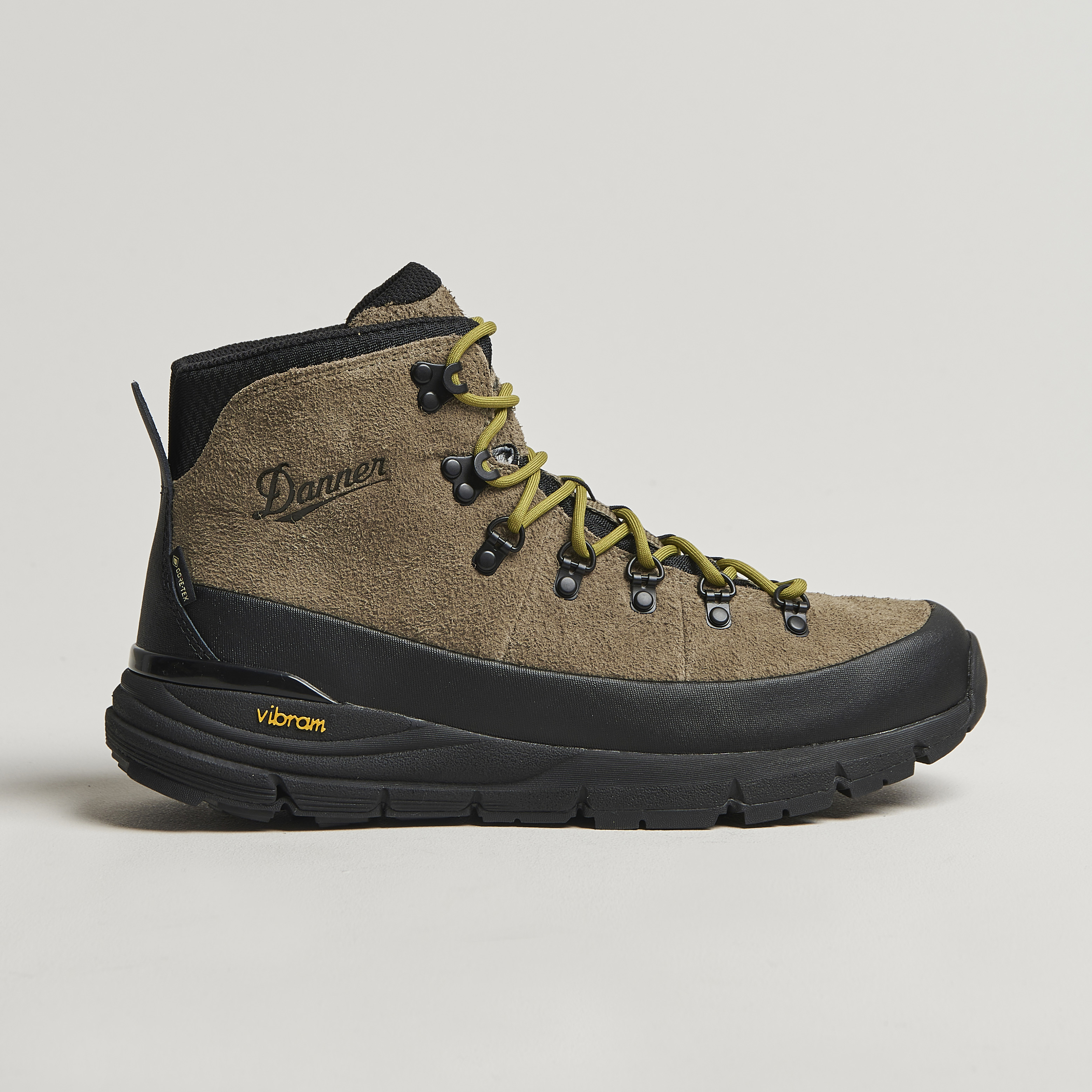 Danner Mountain 600 GTX Suede Trail Boot Olive en CareOfCarl.es
