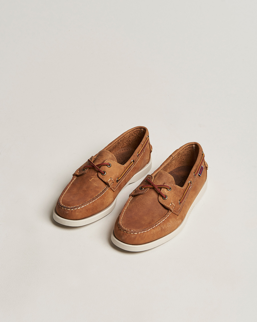 Hombres | Zapatos náuticos | Sebago | Dockside Nubuck Boat Shoe Brown