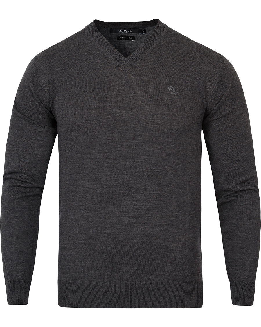 Hombres | Jerséis y prendas de punto | Tiger of Sweden | Harvard V-Neck Pullover Dark Grey