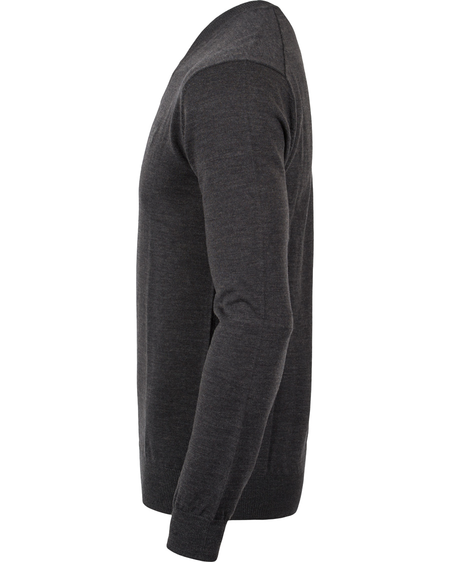 Hombres | Jerséis y prendas de punto | Tiger of Sweden | Harvard V-Neck Pullover Dark Grey