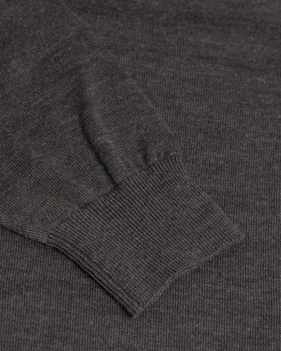 Hombres | Jerséis y prendas de punto | Tiger of Sweden | Harvard V-Neck Pullover Dark Grey