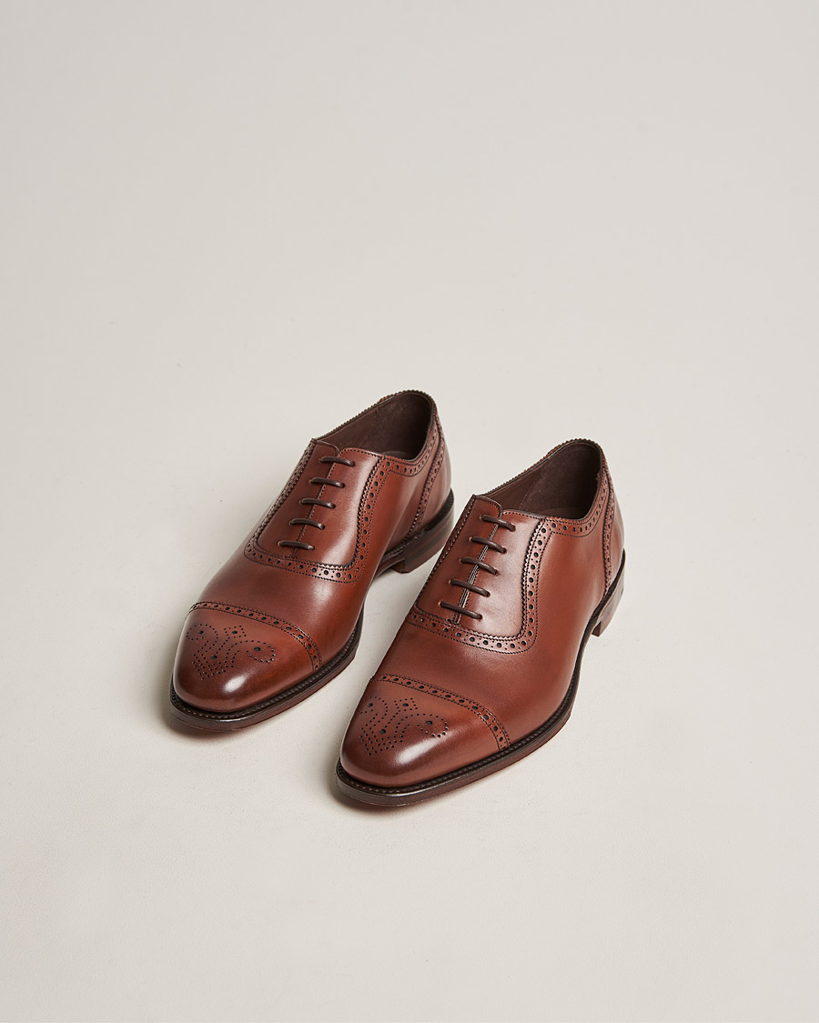 Hombres | Loake 1880 Strand Brogue Mahogany Burnished Calf | Loake 1880 | Strand Brogue Mahogany Burnished Calf
