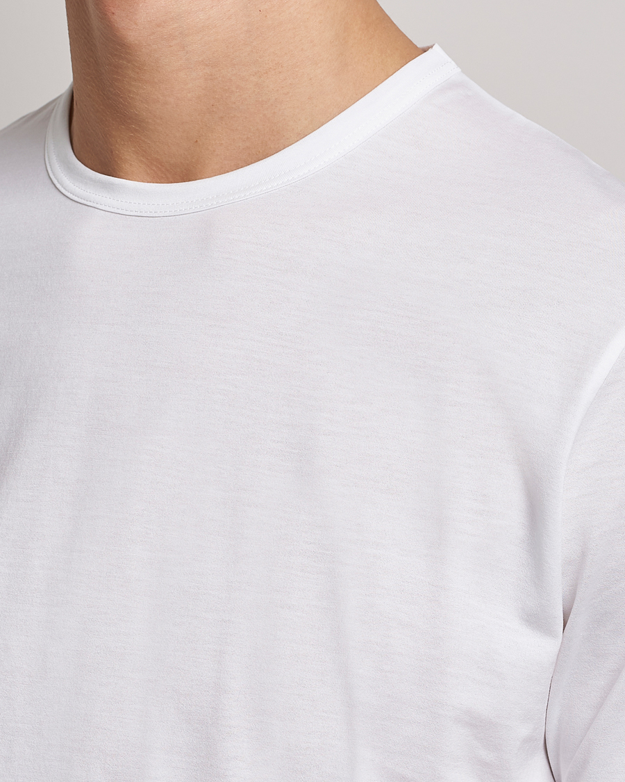 Hombres | Camisetas | Sunspel | Crew Neck Q82 Cotton T-Shirt White