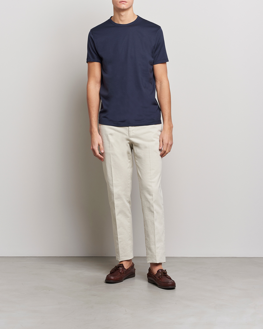 Hombres | Camisetas | Sunspel | Crew Neck Q82 Cotton T-Shirt Navy