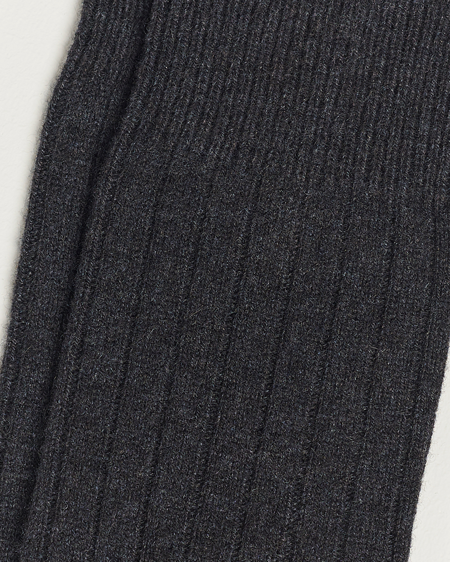 Hombres | Best of British | Pantherella | Waddington Cashmere Sock Charcoal