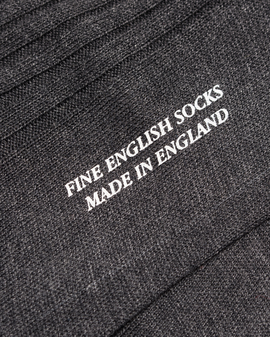 Hombres | Ropa interior y calcetines | Pantherella | Vale Cotton Socks Dark Grey
