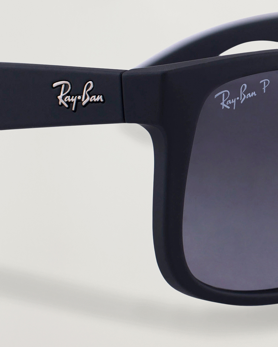 Hombres | Gafas de sol | Ray-Ban | 0RB4165 Justin Polarized Wayfarer Sunglasses Black/Grey