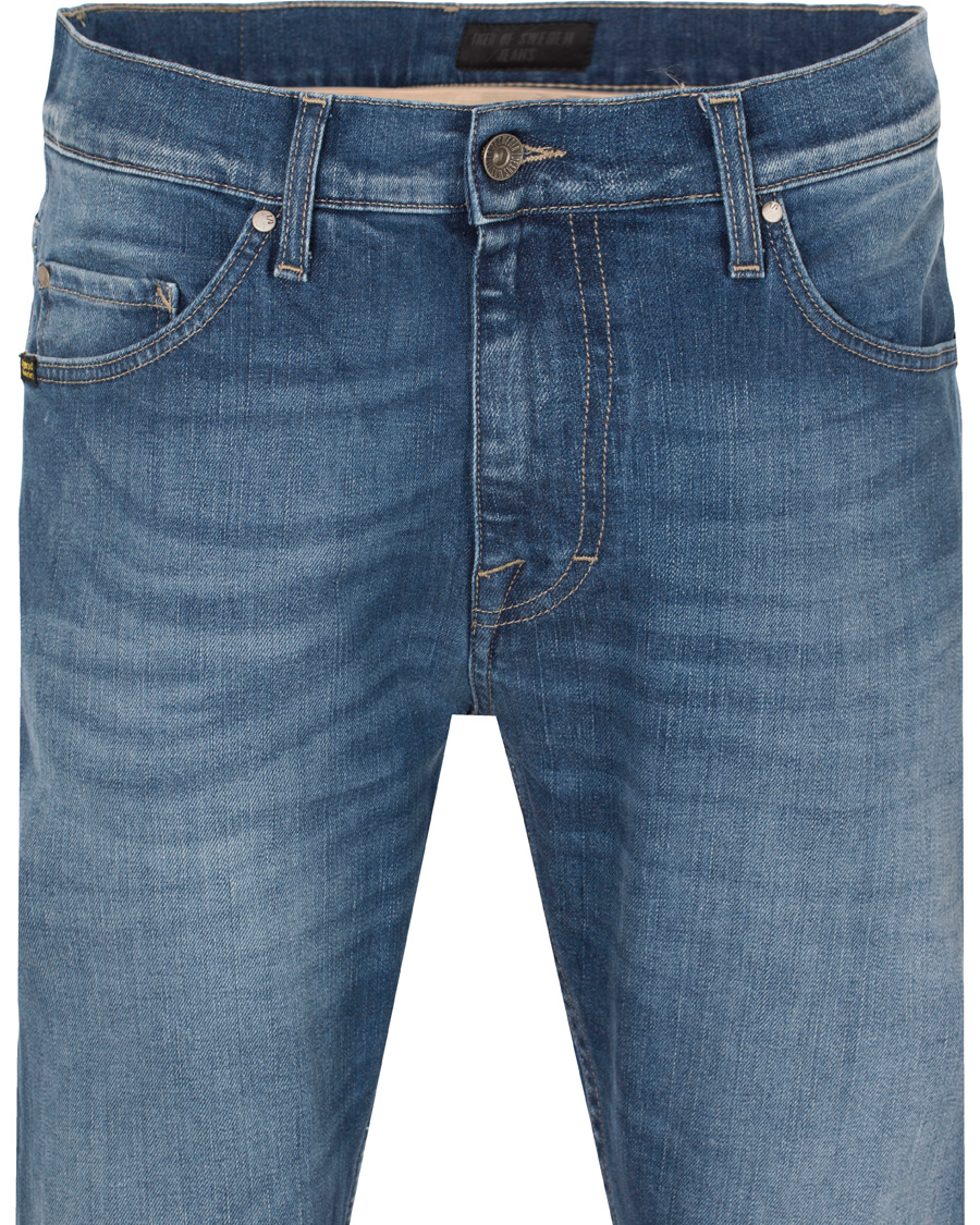 Hombres | Vaqueros | Tiger of Sweden Jeans | Pistolero Awake Medium Blue