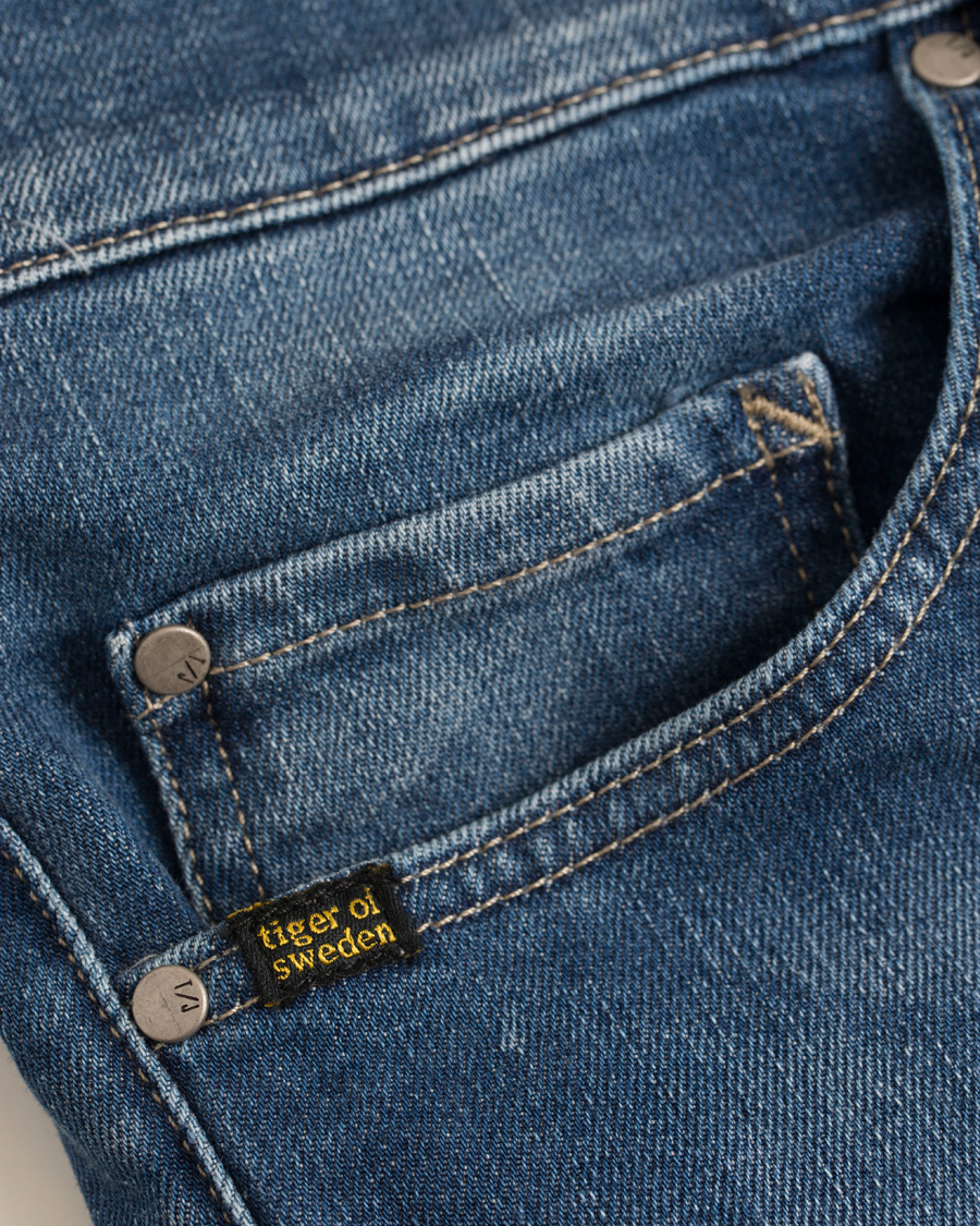 Hombres | Vaqueros | Tiger of Sweden Jeans | Pistolero Awake Medium Blue