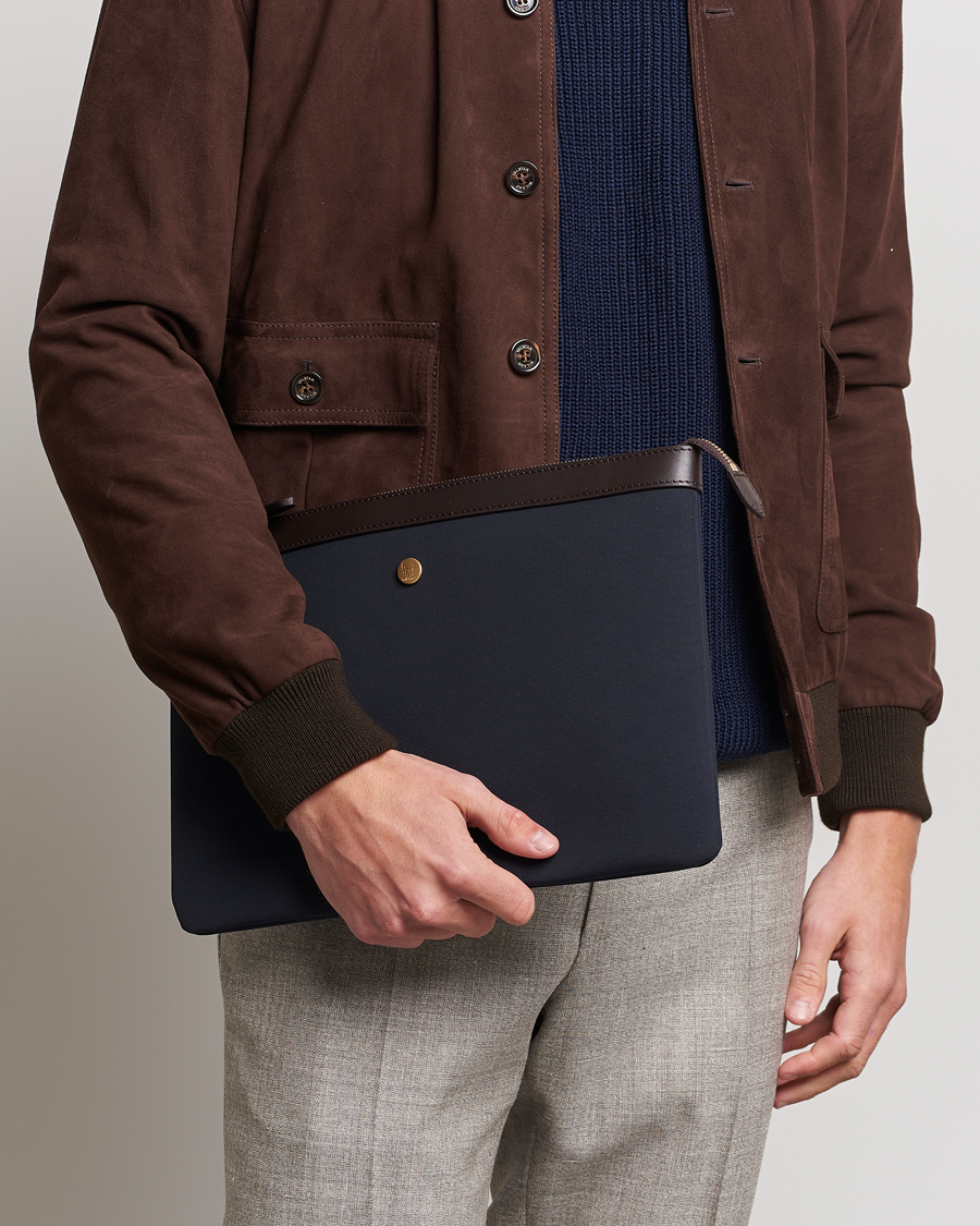 Hombres | Mismo M/S Nylon Pouch Large Navy/Dark Brown | Mismo | M/S Nylon Pouch Large Navy/Dark Brown