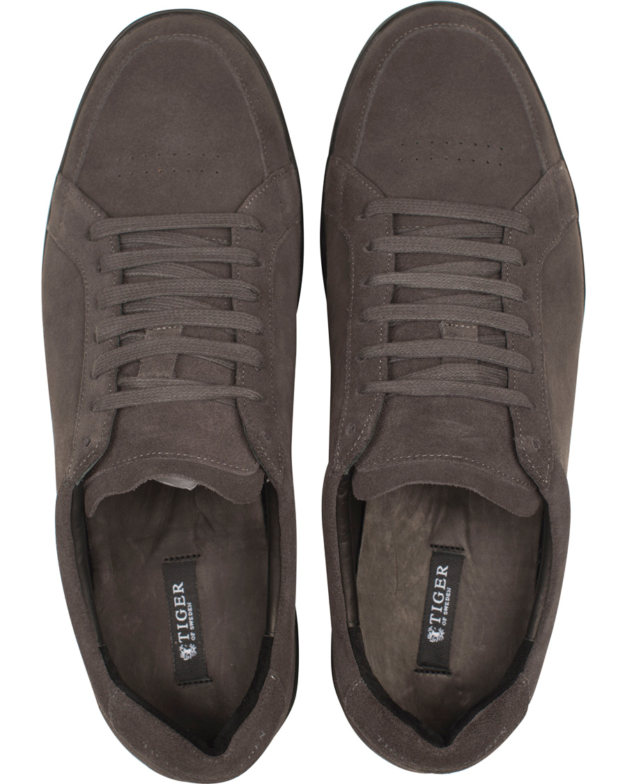 Hombres | Tiger of Sweden Arne Suede Sneakers Charcoal | Tiger of Sweden | Arne Suede Sneakers Charcoal
