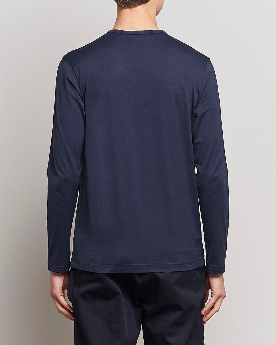 Hombres | Camisetas | Sunspel | Long Sleeve Crew Neck Cotton Tee Navy