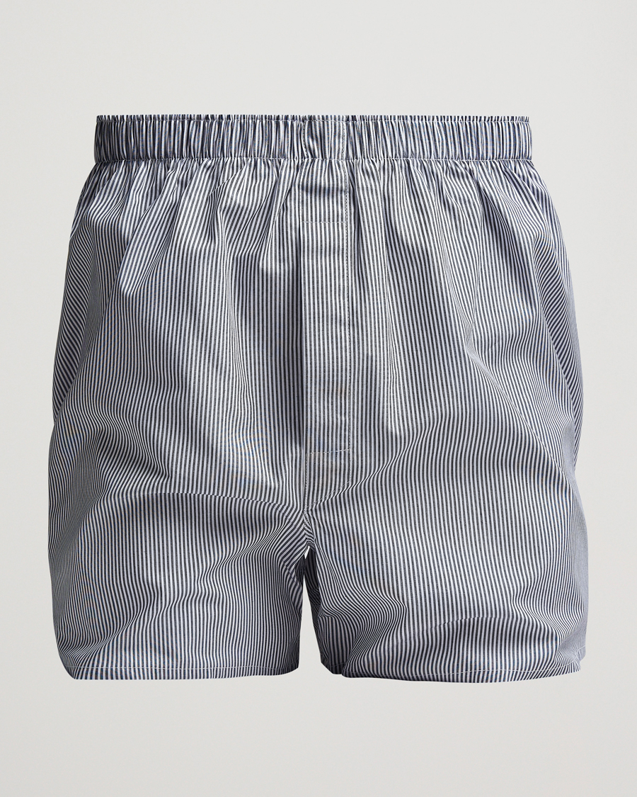 Hombres | Ropa interior y calcetines | Sunspel | Classic Woven Cotton Boxer Shorts White/Light Blue
