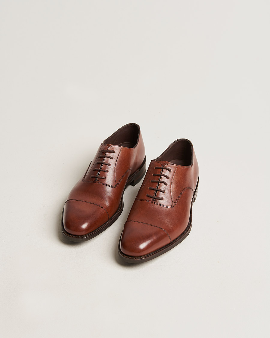 Hombres | Loake 1880 Aldwych Single Dainite Oxford Brown Calf | Loake 1880 | Aldwych Single Dainite Oxford Brown Calf