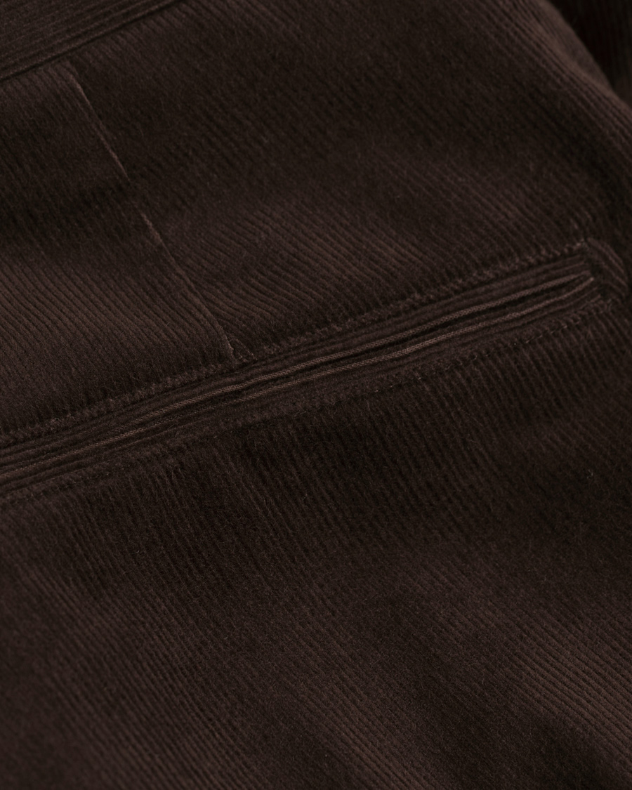 Hombres | Pantalones | Oscar Jacobson | Dean Turn Up Corduroy Trousers Dark Brown