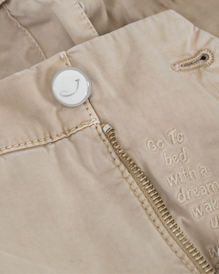 Hombres | Pantalones | Jacob Cohën | Jacob Cohen Alex Pleated Chinos Beige