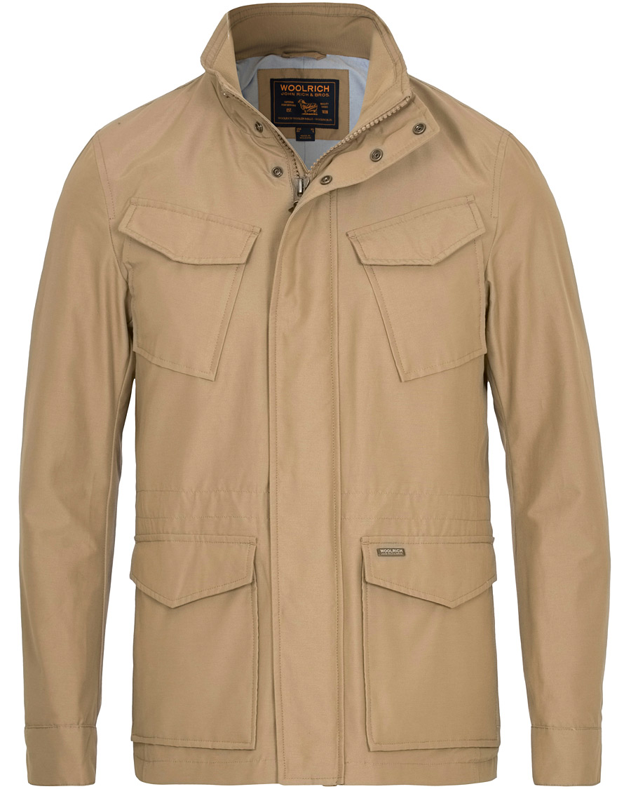 Hombres | Abrigos y chaquetas | Woolrich | Travel Field Jacket Deep Bog