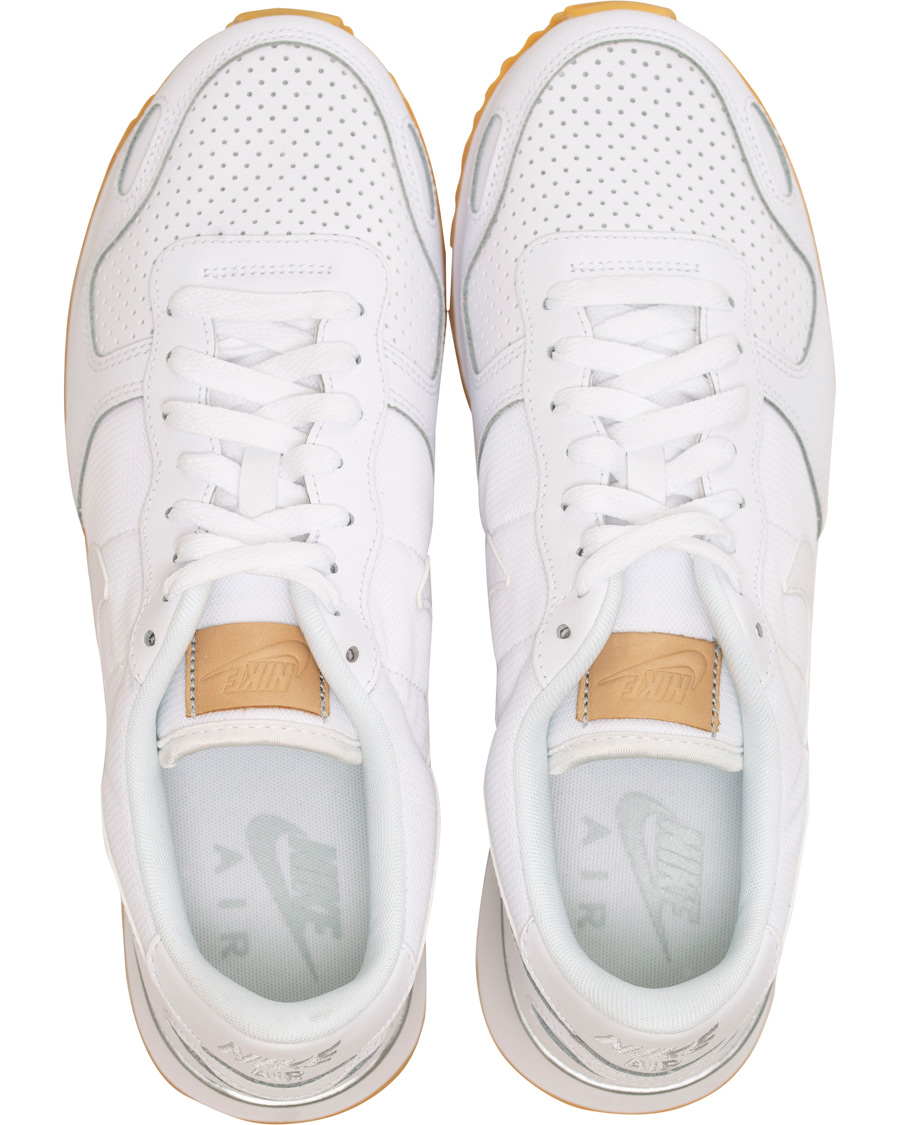 Hombres | Nike Air Vortex Running Sneaker White | Nike | Air Vortex Running Sneaker White