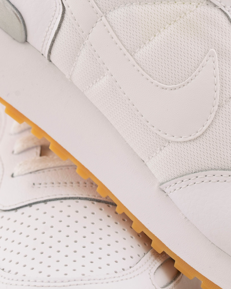 Hombres | Nike Air Vortex Running Sneaker White | Nike | Air Vortex Running Sneaker White