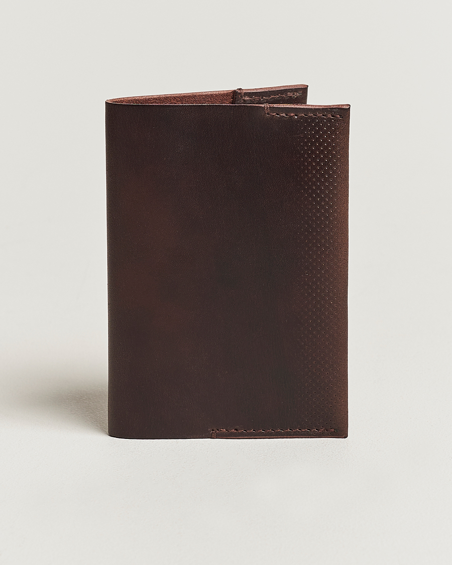 Hombres | Billeteras | Tärnsjö Garveri | Passport Cover Dark Brown