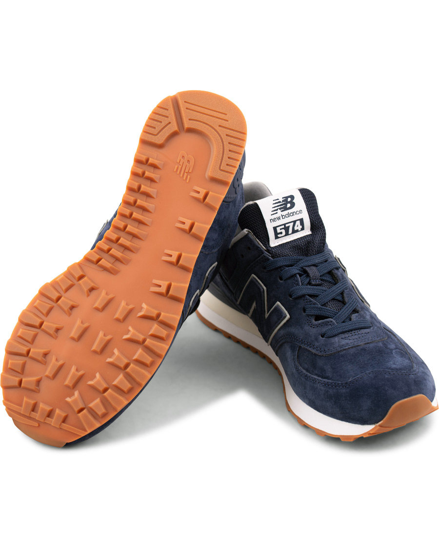Hombres | New Balance 574 Running Sneaker Navy Suede | New Balance | 574 Running Sneaker Navy Suede