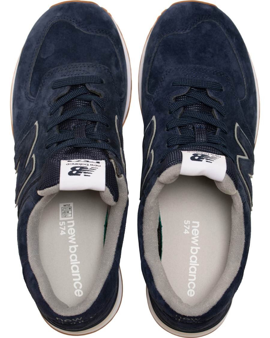 Hombres | New Balance 574 Running Sneaker Navy Suede | New Balance | 574 Running Sneaker Navy Suede