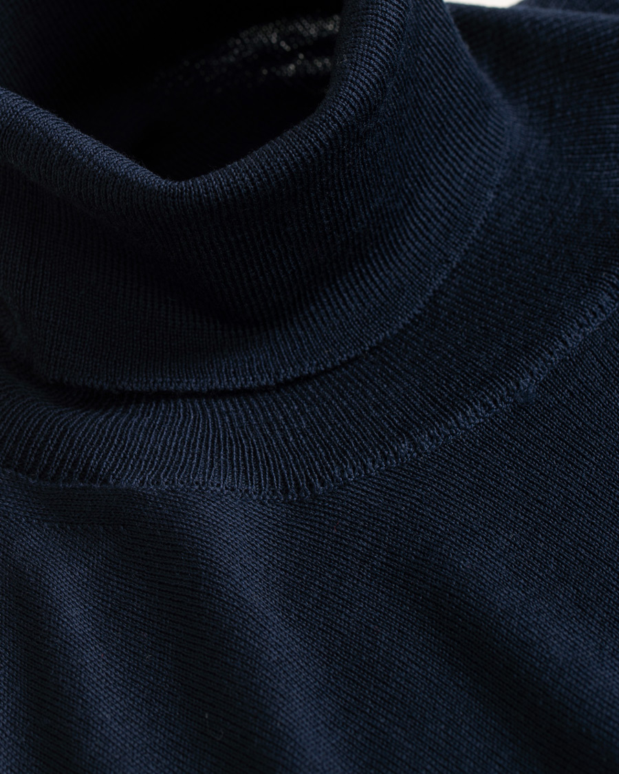 Hombres | Jerséis y prendas de punto | Oscar Jacobson | Cole Extra Fine Merino Rollneck Navy
