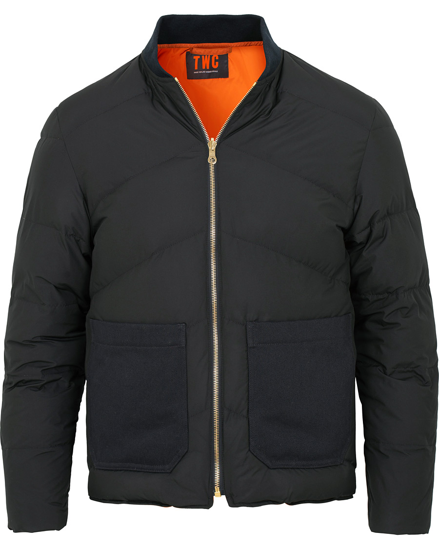 Hombres | Abrigos y chaquetas | The Workers Club | Reversible Down Filled Bomber Navy/Orange