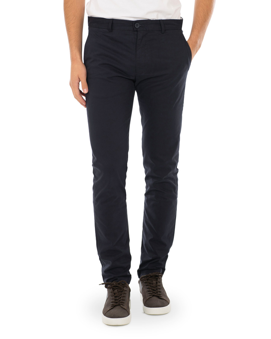 Hombres | Pantalones | A Day's March | Slim Chinos Navy