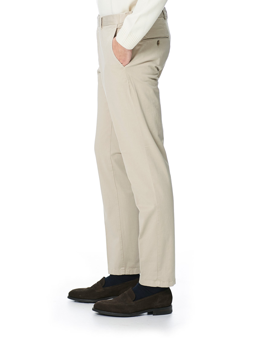 Hombres | Pantalones | Oscar Jacobson | Danwick Side Adjusters Chino Beige