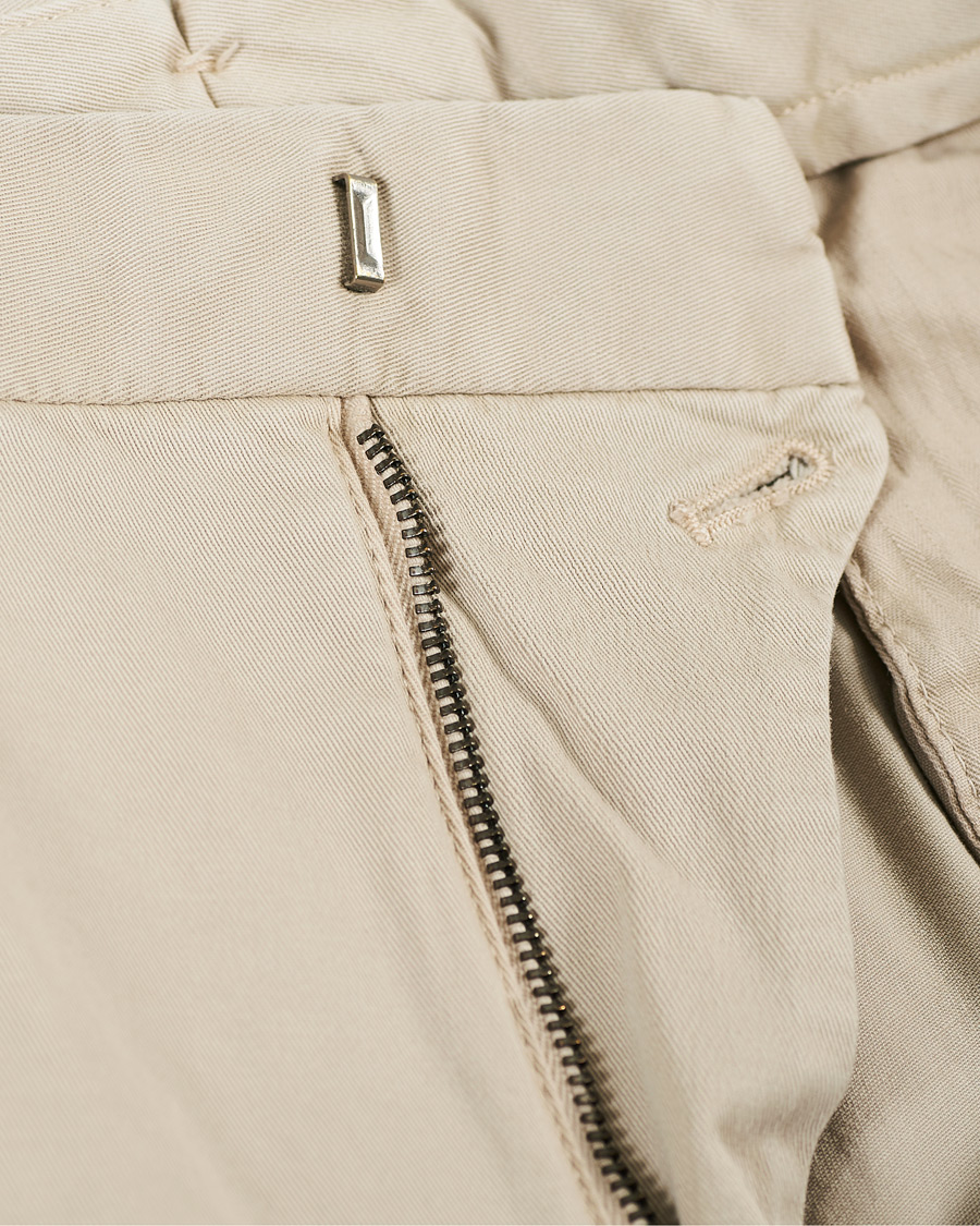 Hombres | Pantalones | Oscar Jacobson | Danwick Side Adjusters Chino Beige