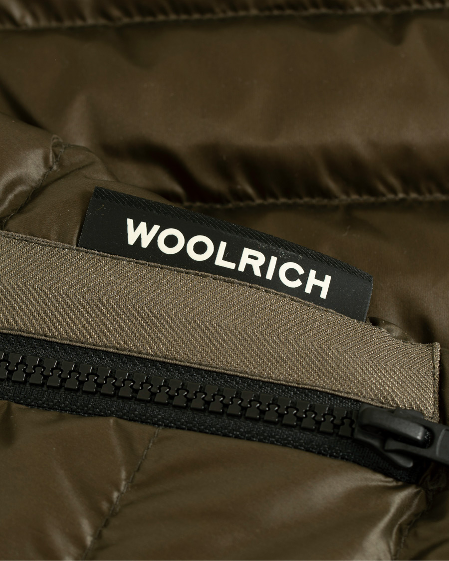 Hombres | Abrigos y chaquetas | Woolrich | Bering Lightweight Down Vest Green