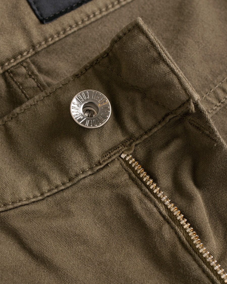 Hombres | Pantalones | Tiger of Sweden Jeans | Iggy 5-Pocket Trousers Dark Khaki