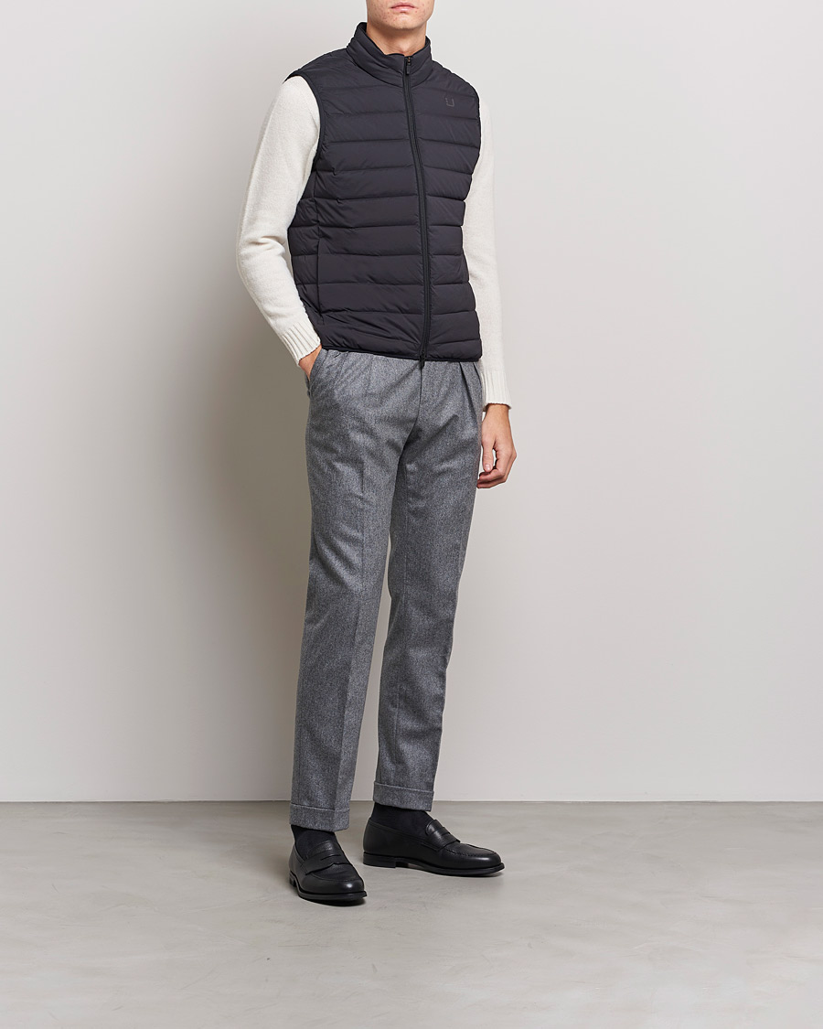 Hombres | Chalecos | UBR | Sonic Vest Black Storm